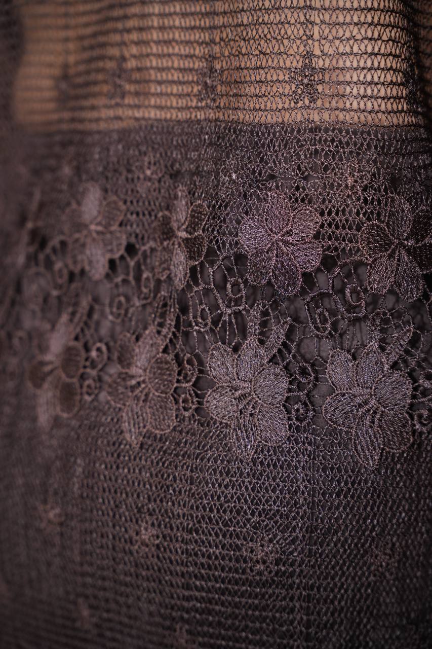 Кафяв дантелен топ Signature 